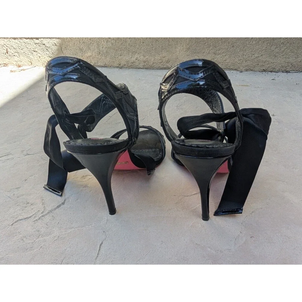 Betsey Johnson glossy patent